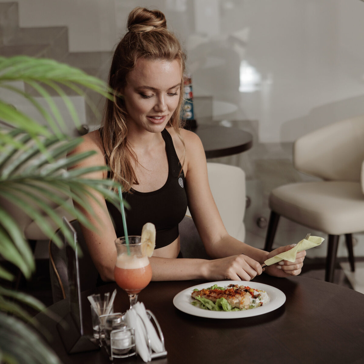 Ознакомиться с ассортиментом:  https://smithfit.ru/