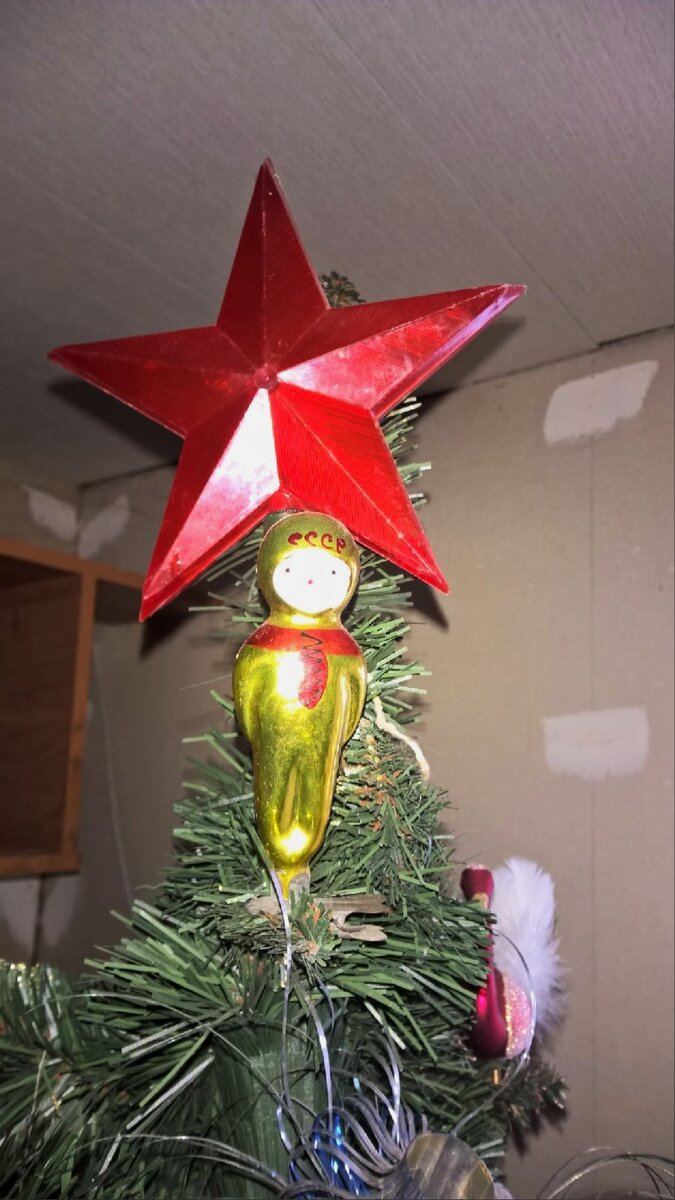  Елочная игрушка космонавт, фото Н. Горшковой  