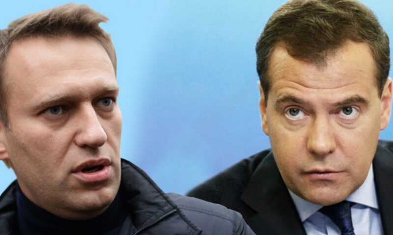 Кто первый? Источник - Яндекс-картинки