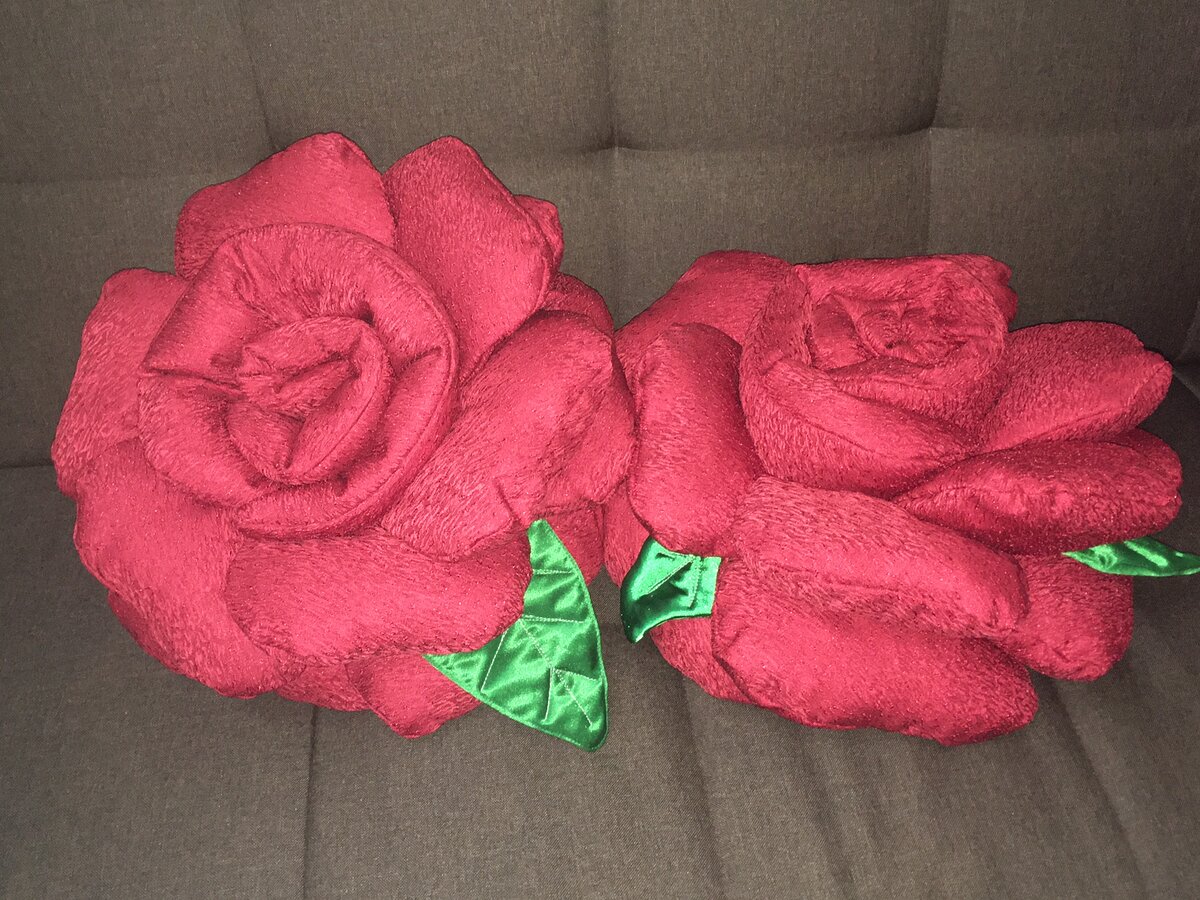 Подушка декоративная из хлопкового бархата цвета пыльной розы из коллекции Essential
