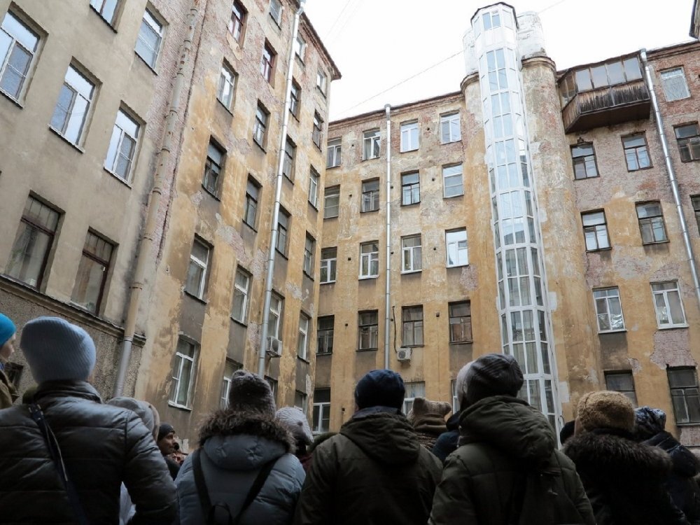 Дом Басевича со двора. Фото Марины Макаровой из ТГ-канала "Живой Город" 