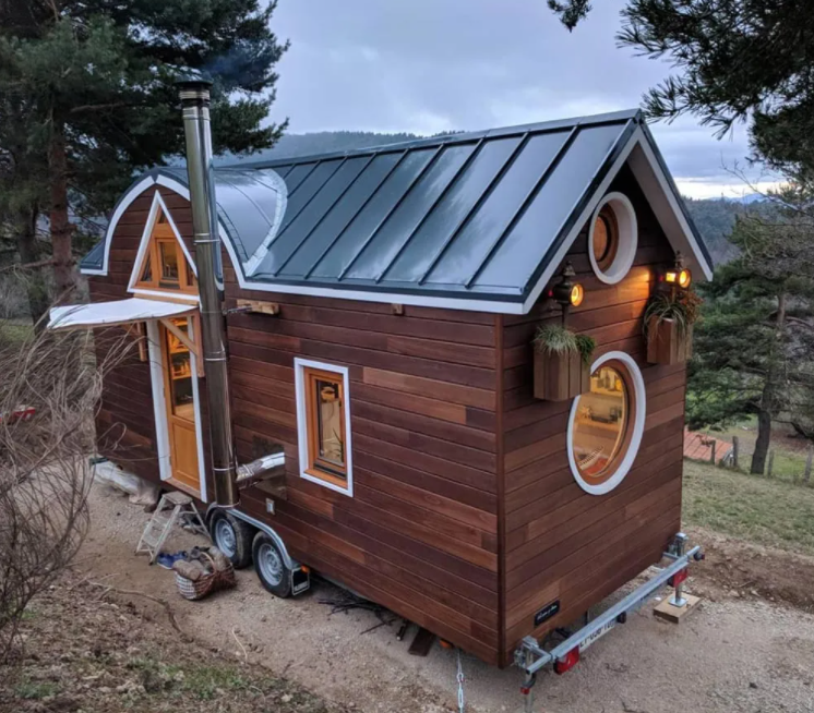 Фото с сайта livinginashoebox.com