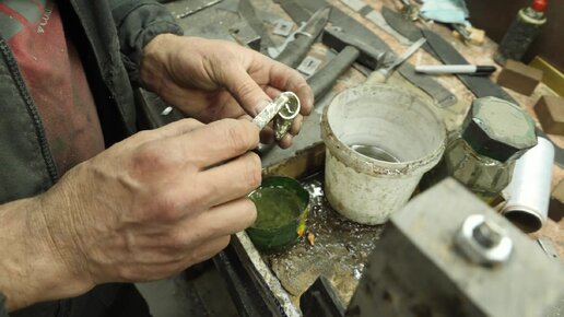 Этот нож перерубит Ваши ножи - как выковать нож из советского топора ...