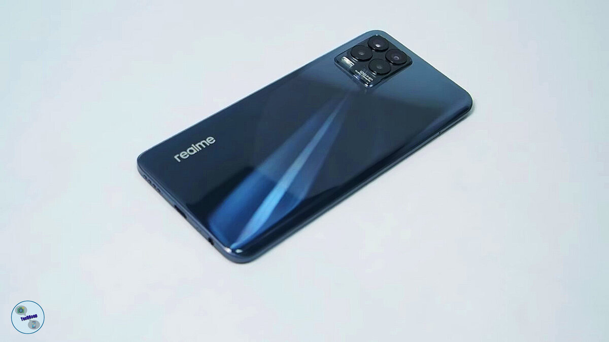 Смартфон Realme 8 Pro