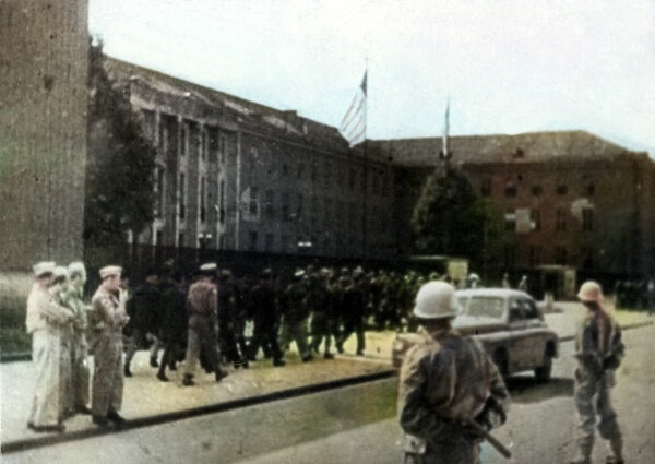 Здание калининградского миномётно-артиллерийского училища, 1948-1950 годы. Фрагмент съёмок фильма.