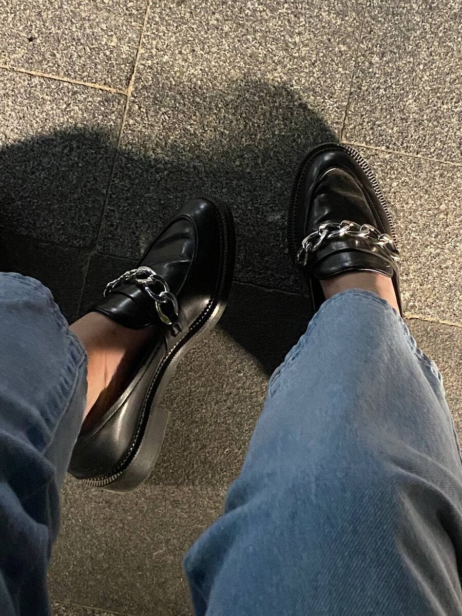 Лоферы с цепями