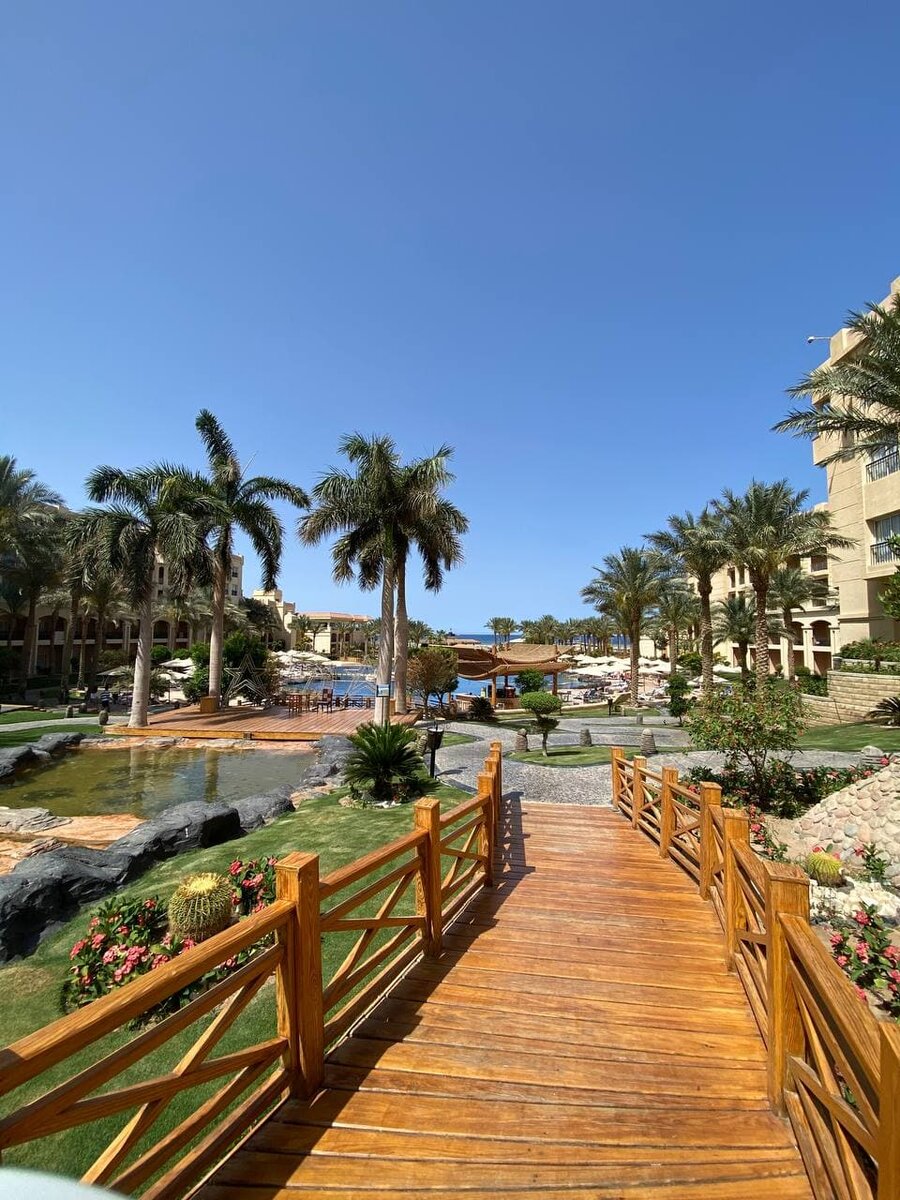 Территория отеля Tropitel Sahl Hasheesh 5*