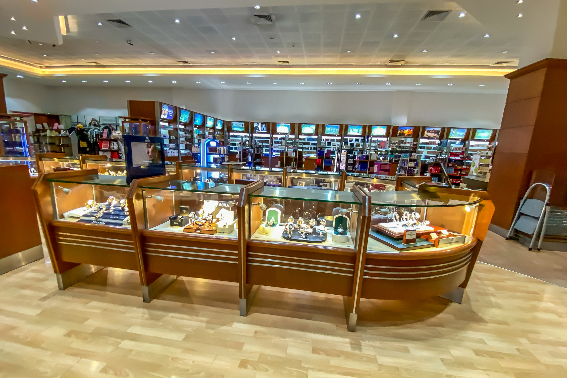 DutyFree на сирийской границе. Довольно своеобразный1