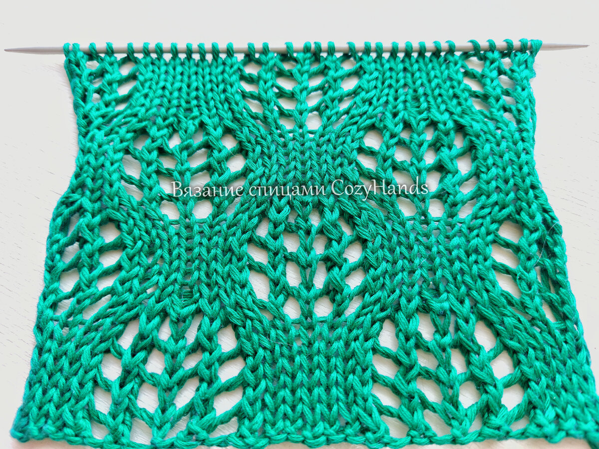 Ажурные круги на лицевой глади спицами