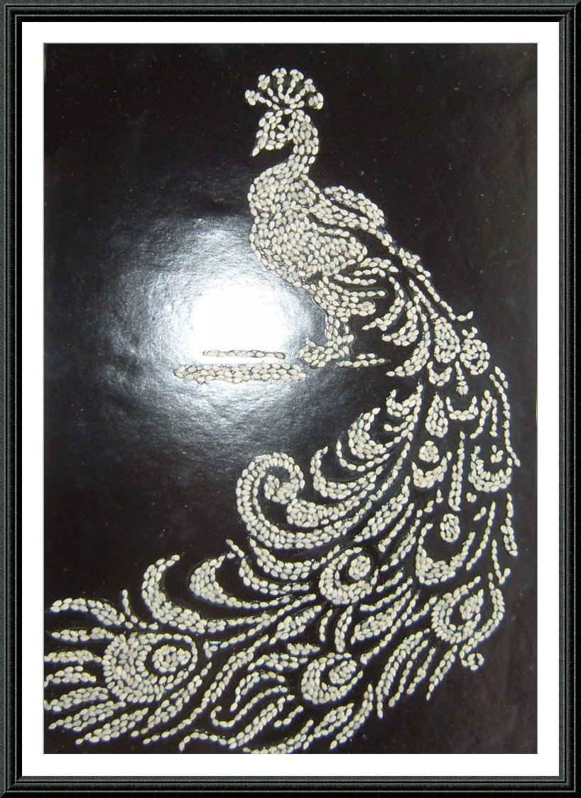 "Павлин" (белый кунжут)