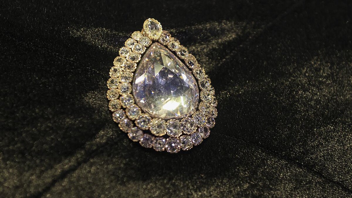 Производство бриллиантов: путь от алмаза к огранённой красоте