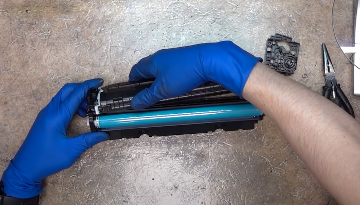 Фото 14. Половина картриджа с тонером