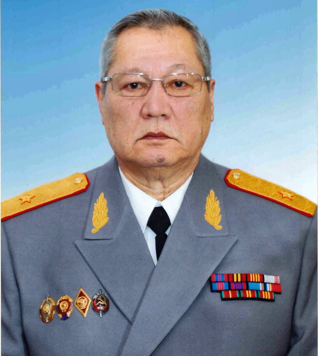 Генерал майор Измеров Виталий Константинович. Фото взято из Яндекса.