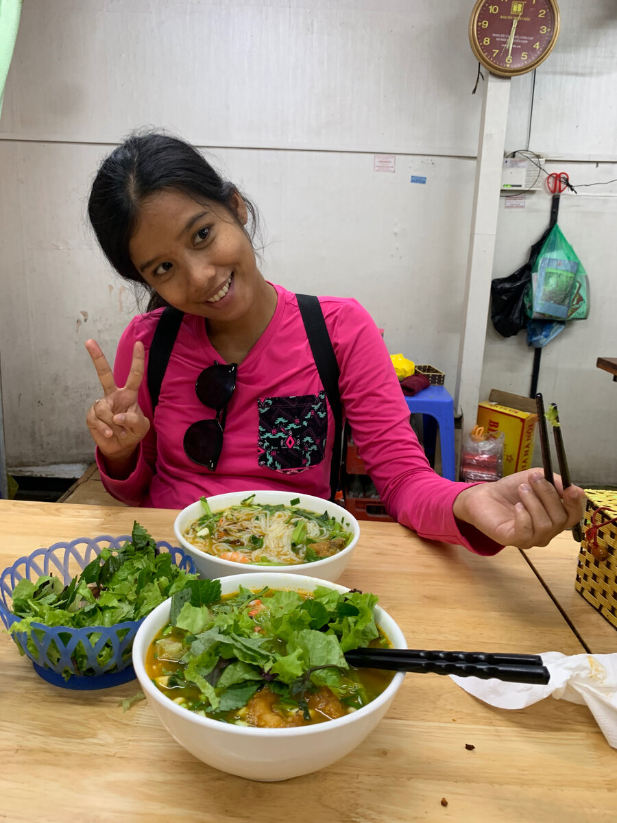 Трапезы и рынок во Вьетнаме