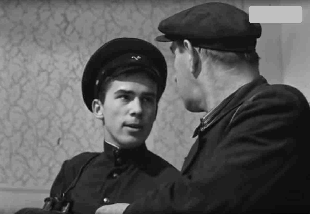 Неужели слово "пятиалтынный" ещё было в ходу в 50-е годы? Фильм ...