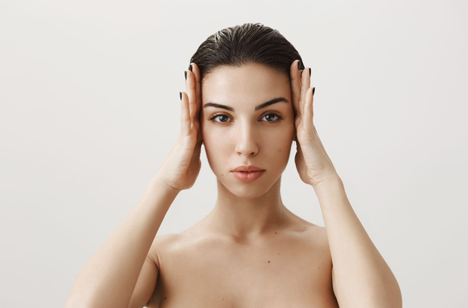 А вы знали, что есть косметические средства, которые помогут решить сразу множество проблем с кожей лица?