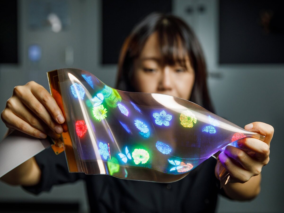 ПРОТОТИП РАСТЯГИВАЮЩЕГОСЯ MICROLED ДИСПЛЕЯ ОТ LG DISPLAY