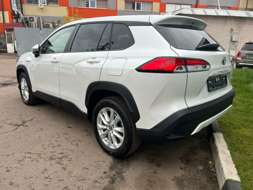    Toyota Corolla Cross начали продавать в России m.fedorov@5koleso.ru