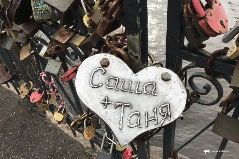 Как моряки из находки контрабандой перевезли на судне двух девушек из Новой Зеландии в Россию