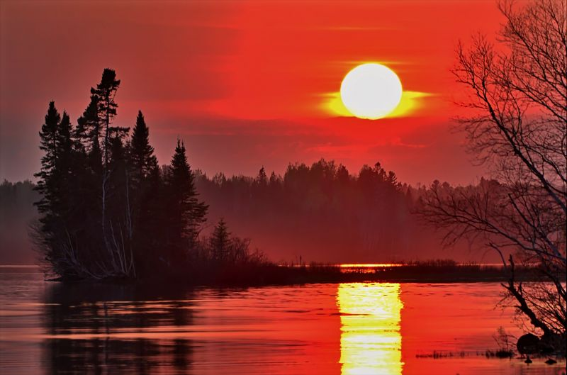 Иллюстрации взяты с сайта https://yandex.ru/images/search?text=%D1%80%D0%B0%D1%81%D1%81%D0%B2%D0%B5%D1%82%20%D0%B7%D0%B8%D0%BC%D0%BE%D0%B9%20%D0%BF%D1%80%D0%B5%D0%BA%D1%80%D0%B0%D1%81%D0%B5%D1%8B%D0%B9&from=tabbar&pos=5&img_url=http%3A%2F%2Fkrot.info%2Fuploads%2Fposts%2F2021-11%2F1636581280_1-krot-info-p-zakat-zimoi-krasivoe-foto-1.jpg&rpt=simage&lr=20641&rlt_url=https%3A%2F%2Fpibig.info%2Fuploads%2Fposts%2F2022-01%2F1643031965_37-pibig-info-p-peizazh-zakat-priroda-krasivo-foto-41.jpg&ogl_url=http%3A%2F%2Fkrot.info%2Fuploads%2Fposts%2F2021-11%2F1636581280_1-krot-info-p-zakat-zimoi-krasivoe-foto-1.jpg