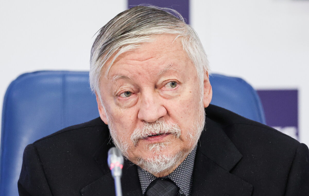    Анатолий Карпов   Вячеслав Прокофьев/ТАСС