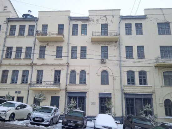     Депутаты Гордумы Хабаровска решили бесплатно отдать здание школы №35 в государственную собственность ФОТО: Любовь Полина