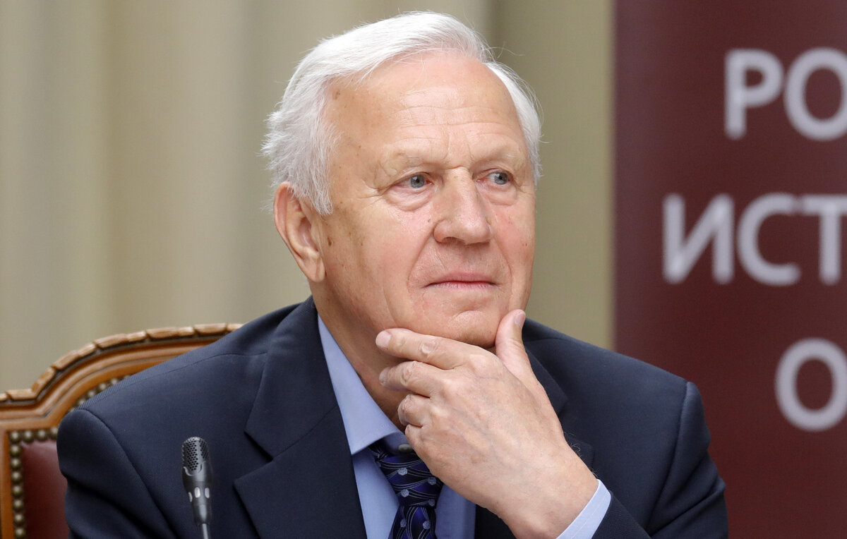    Почетный президент Российского футбольного союза Вячеслав Колосков  Михаил Джапаридзе/ТАСС