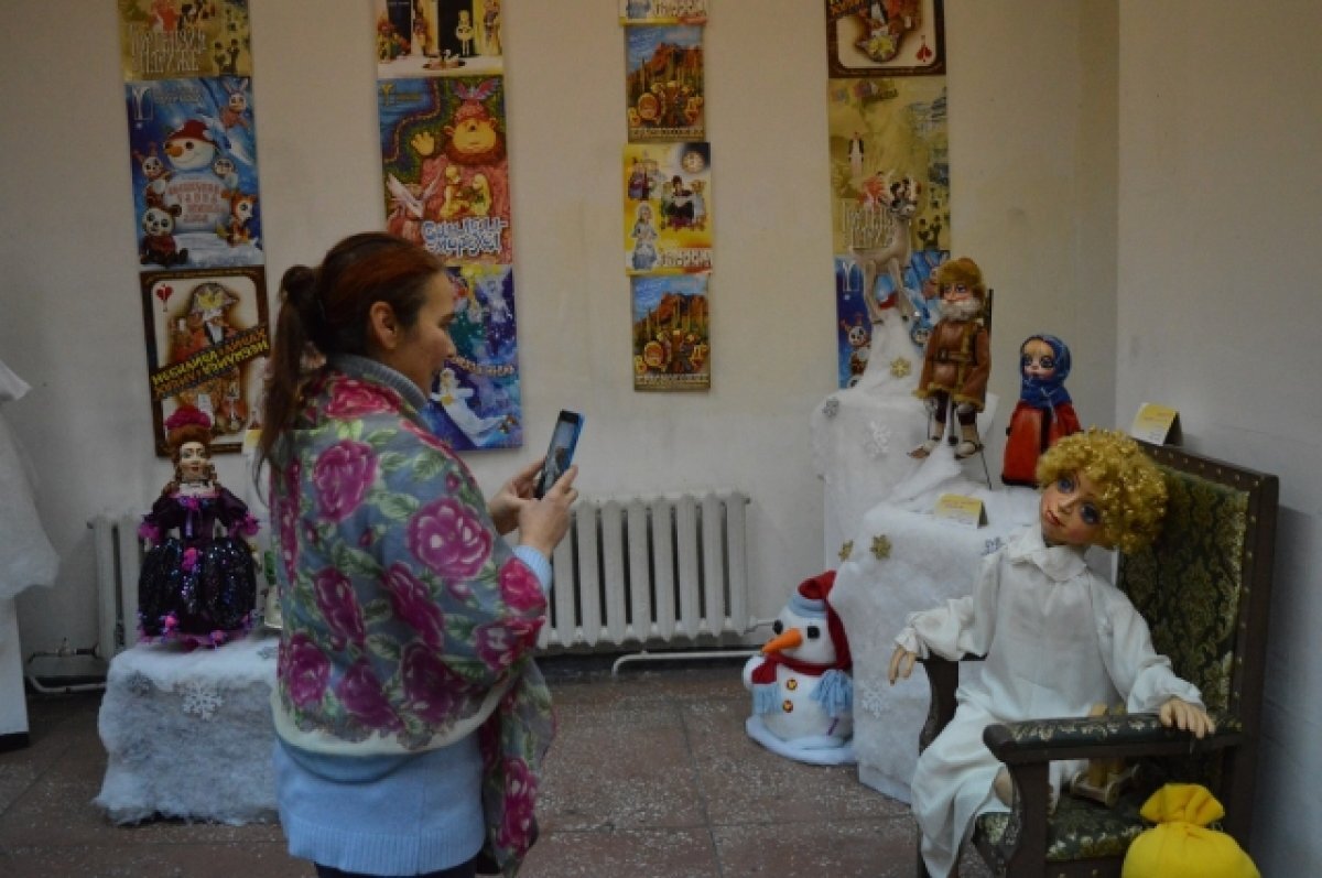    В Выставочном зале Тулы открылась выставка театральных кукол