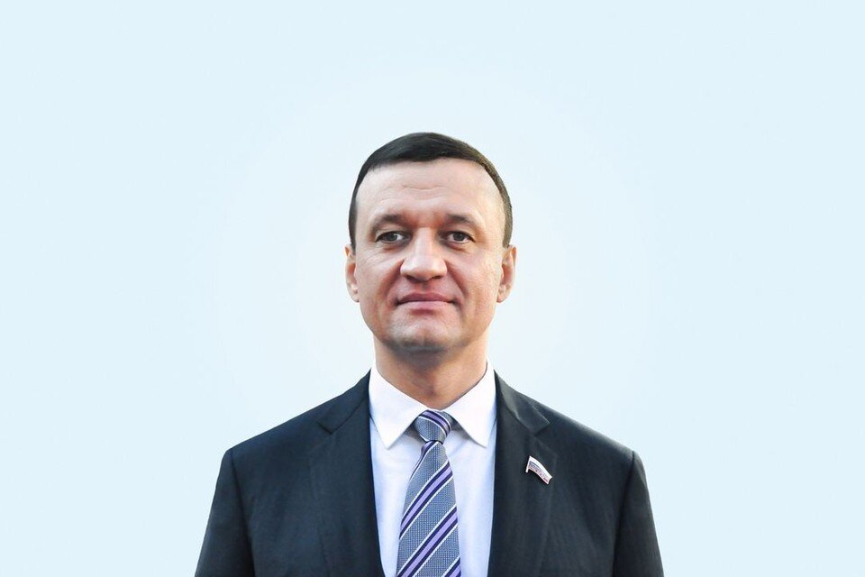     Депутат Госдумы от Новосибирской области Дмитрий Савельев отправится добровольцем в зону СВО. Фото: соцсети