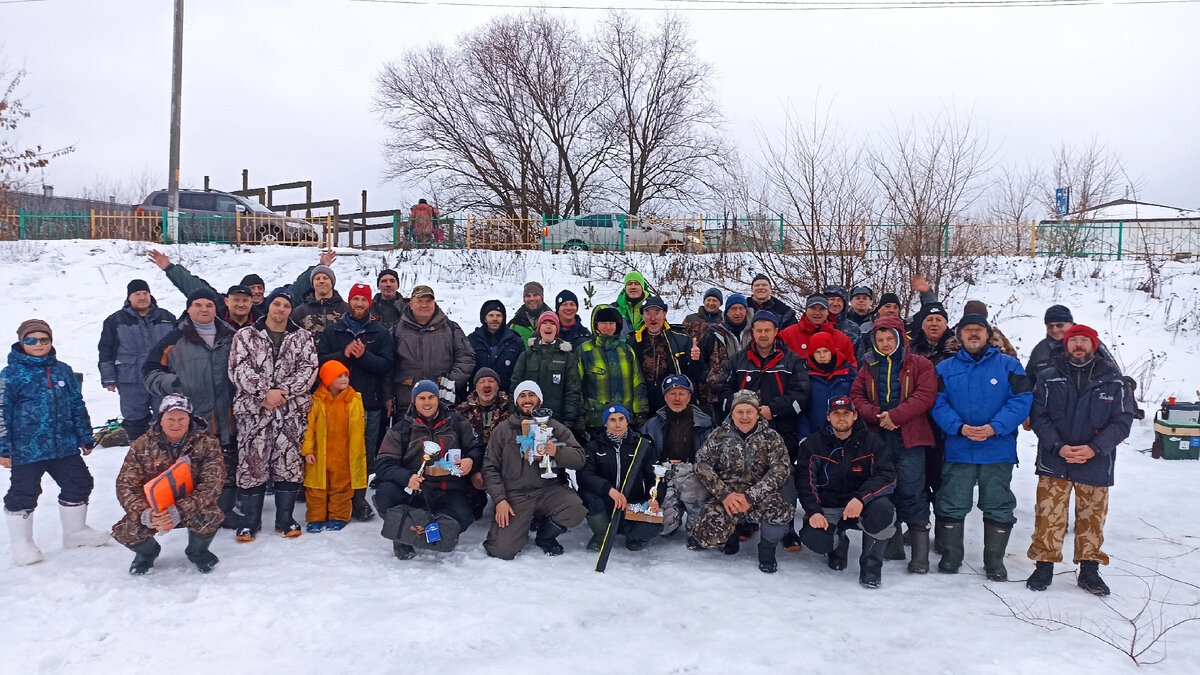 Не все остались на финальное фото из-за дождливой погоды. 