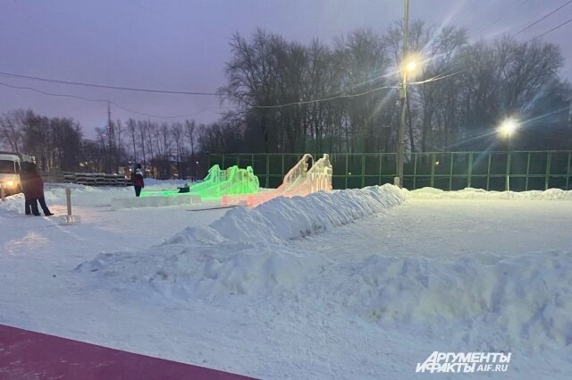 Умный спорт пермь каток. Лед каток. Каток фото. Каток Пермь.