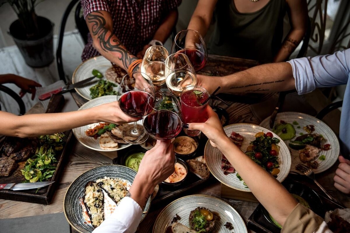 фото из интернета. Вечеринка в Госстрахе.