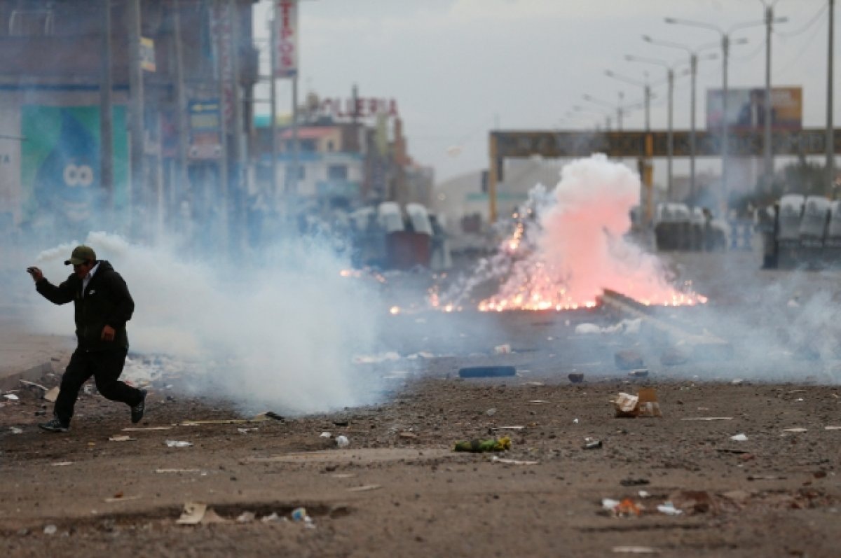   В Перу в результате протестов погибли более 10 человек