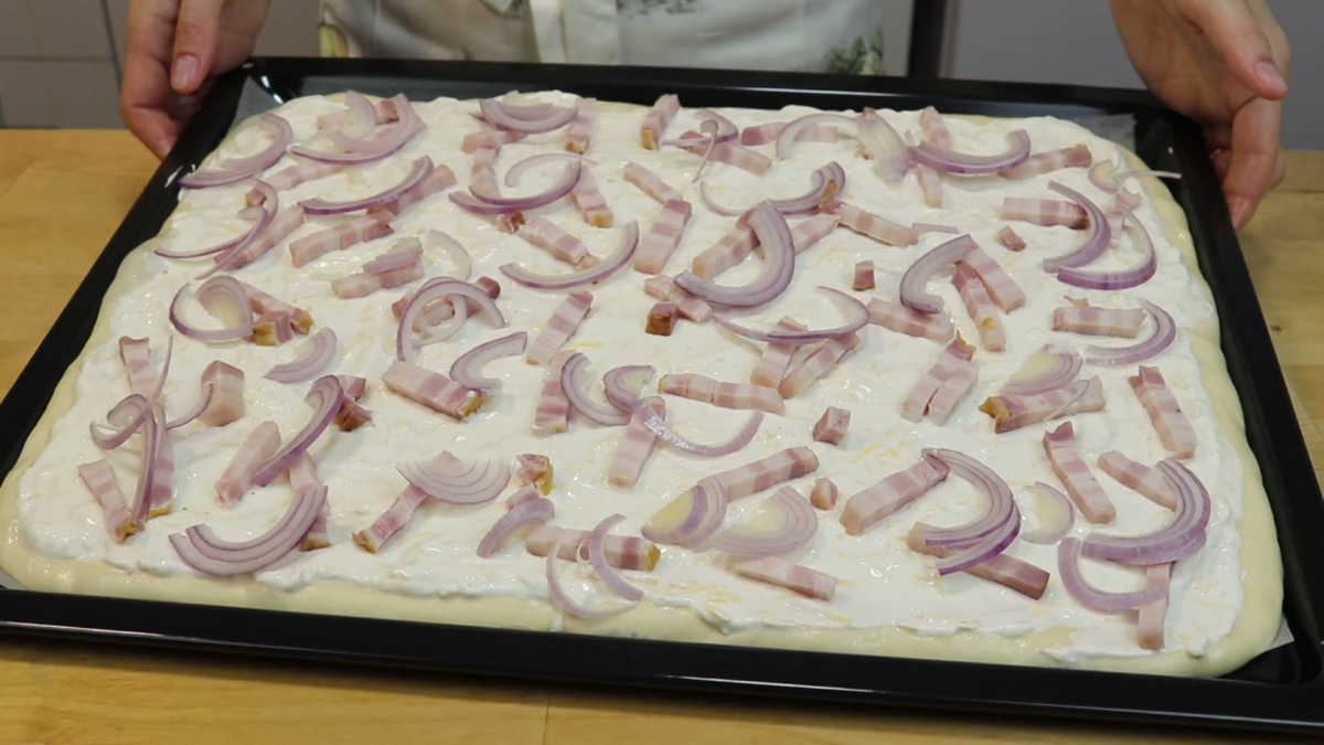 Такой пирог я готовлю вместо пиццы : сочно, безумно вкусно и бюджетно, огненный пирог Такой пирог я готовлю вместо пиццы : сочно, безумно вкусно и бюджетно, огненный пирог