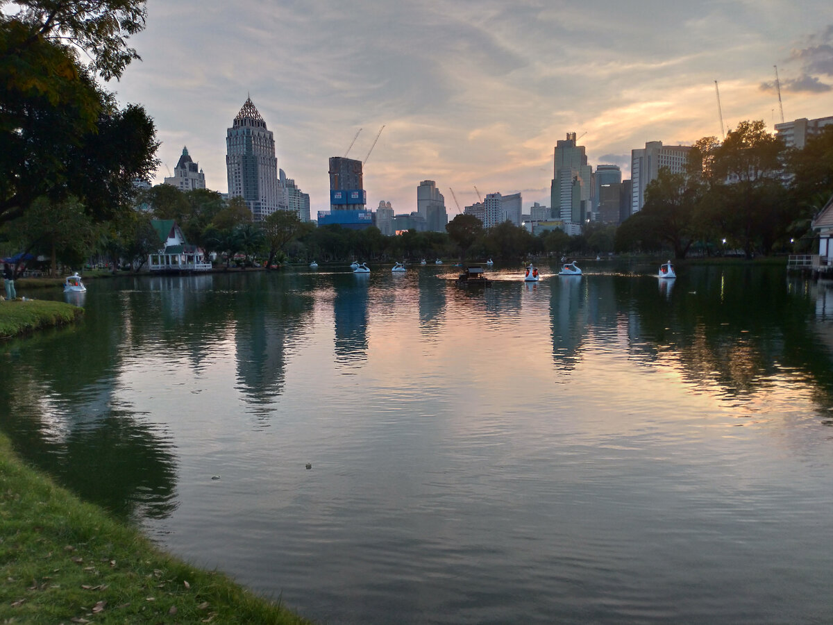 Парк Люмпини в Бангкоке