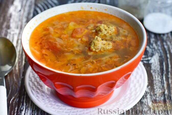 Фасолевый крем-суп с клецками