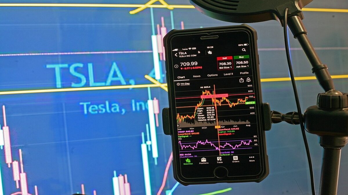 Илон Маск продал акции Tesla на несколько миллиардов долларов | ФинБи -  Новости Финансов | Дзен