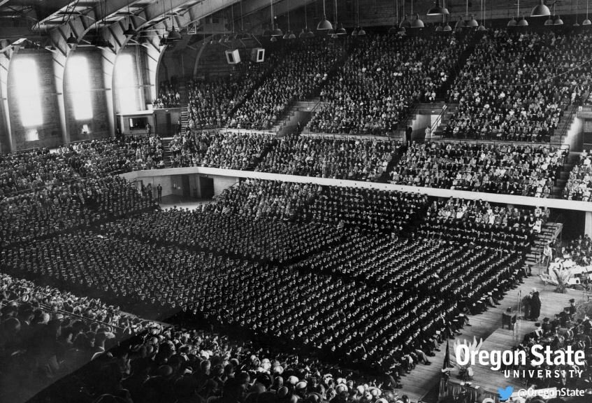 Берлинский дворец спорта –  место собраний НДСАП (иллюстрация из открытых источников)