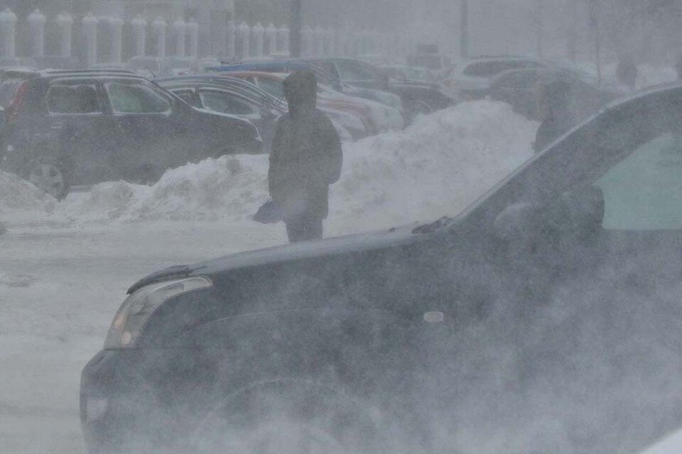     Движение закрыто для всех видов транспорта Олег УКЛАДОВ