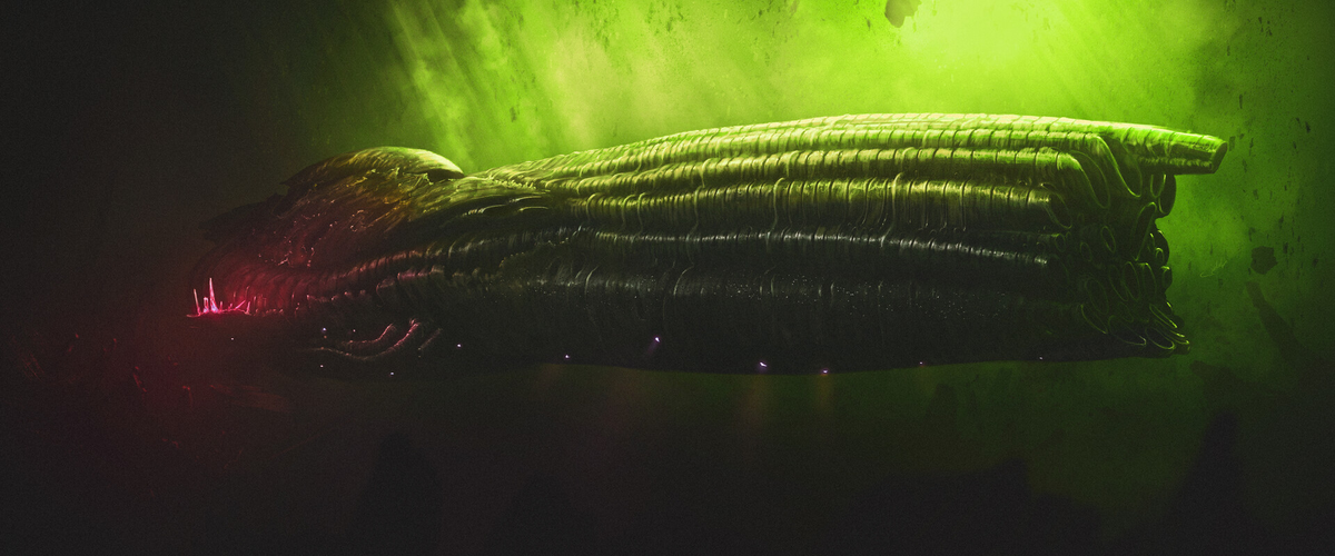 Alien spacecraft by Dmitrii Ustinov