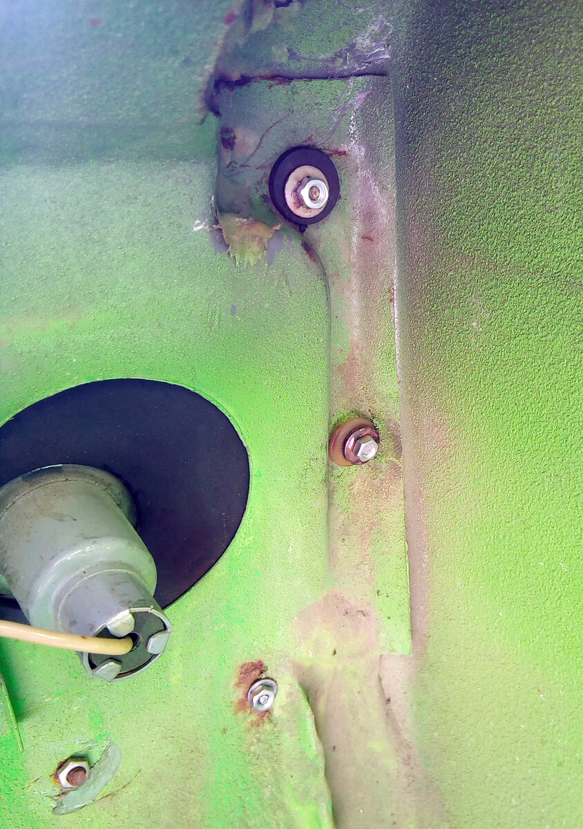 Вот так прикрепил.