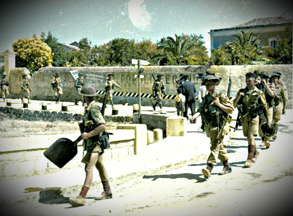 Канадские войска захватывают Модику, Сицилия, лето 1943 года. 