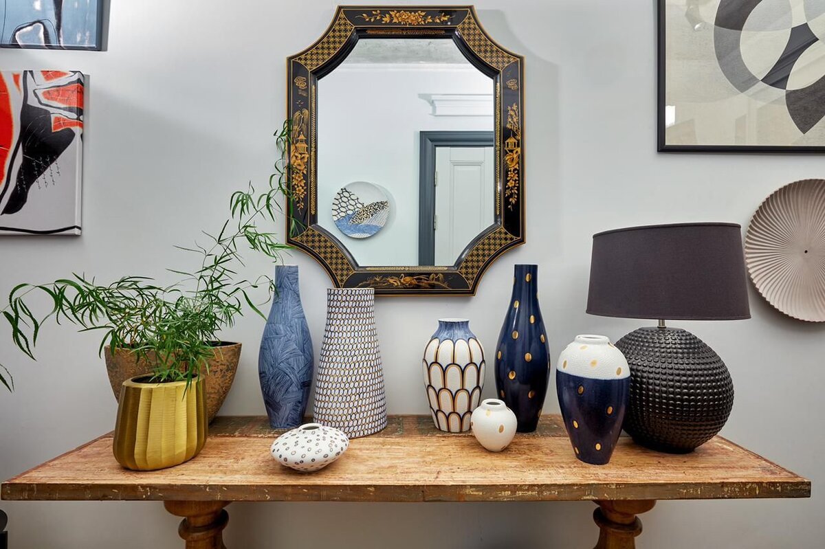 Серия ваз от художника ИФЗ Веры Бакастовой