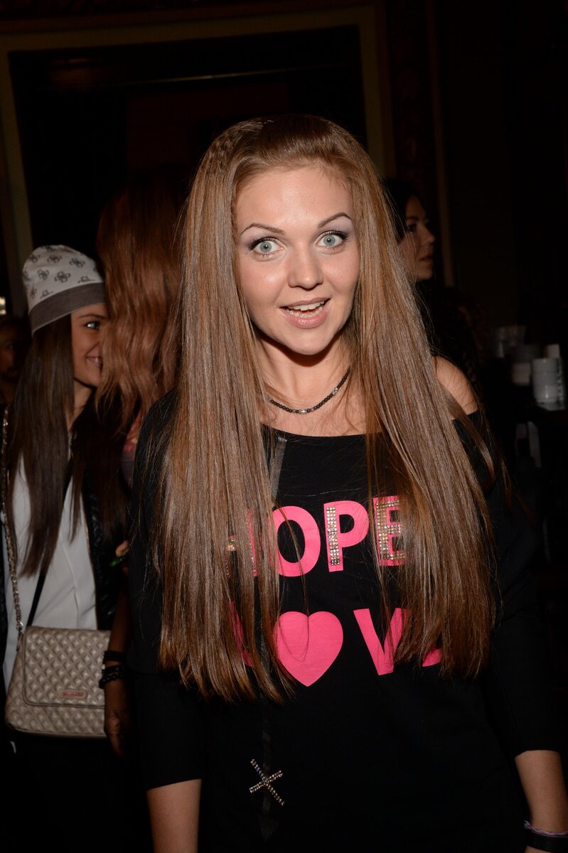    Марина Девятова