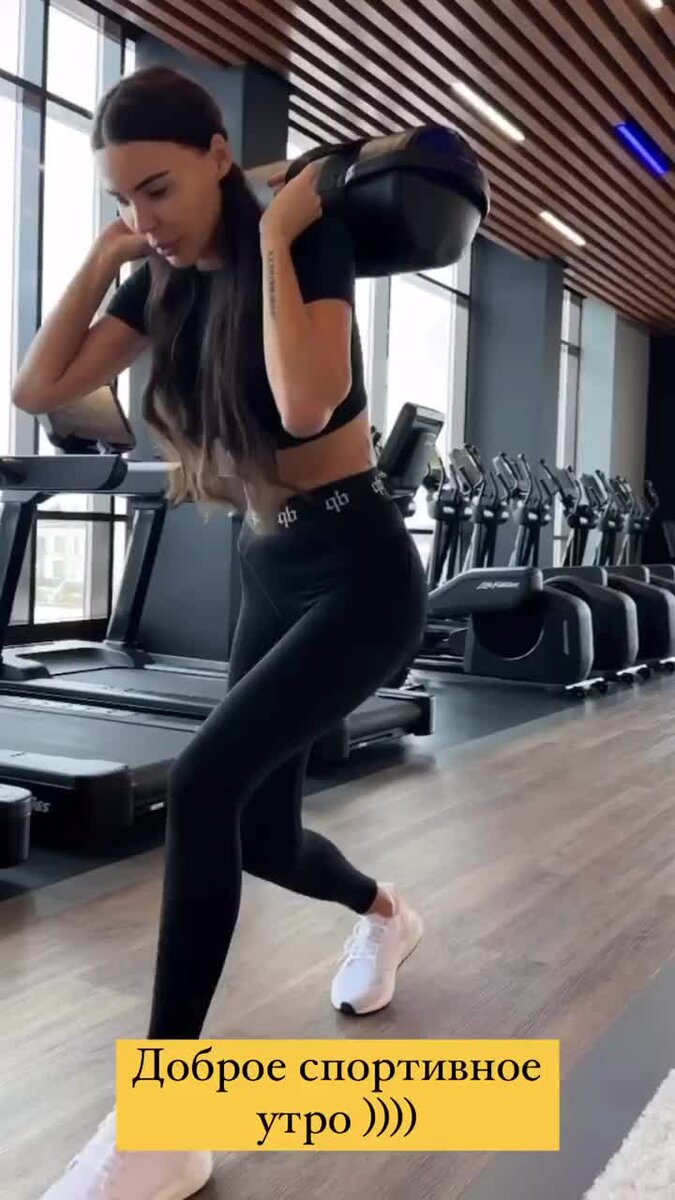    Оксана Самойлова Видео: Инстаграм (запрещен в РФ) / @samoylovaoxana