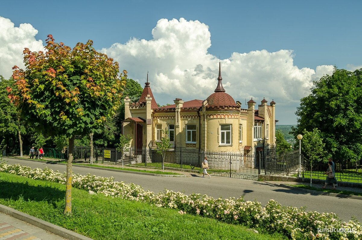 Бульвар гагарина пятигорск фото Прогулка к Провалу. Реальность не соответствует ожиданиям. Обычная семейка Дзен