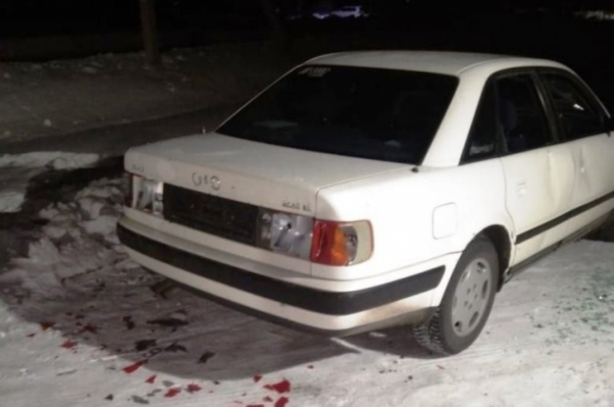    Полицейские задержали пьяного омича, умышленно повредившего дорогое авто