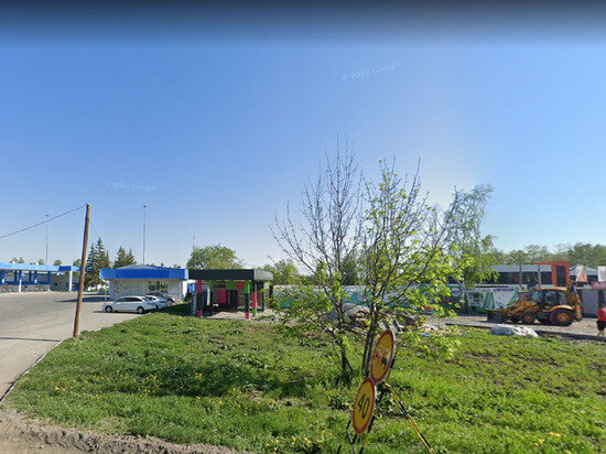     Машина загорелась возле газозаправочной станции на Варшавской, 7. Фото: google.ru/maps