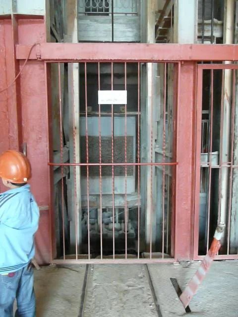 Фото: Рукоделие в УСАДЬБУШКЕ. Лифт для спуска в подземелье