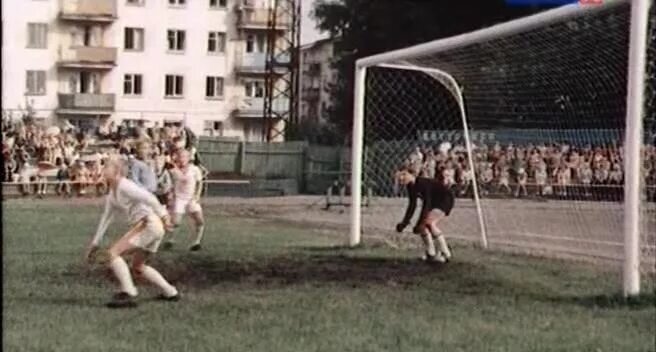 ФЁДОР ЧЕРЕНКОВ В ФИЛЬМЕ: НИ СЛОВА О ФУТБОЛЕ. 